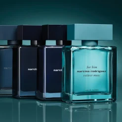 Narciso Rodriguez for him Bleu Noir Eau de Toilette Spray