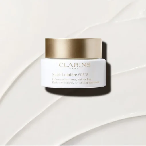 Nutri-Lumière 60+ Jour SPF 15 Crème - Toutes peaux von CLARINS