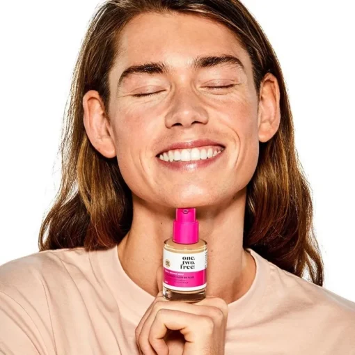 One.two.free! Hyaluronic Glow BB Fluid