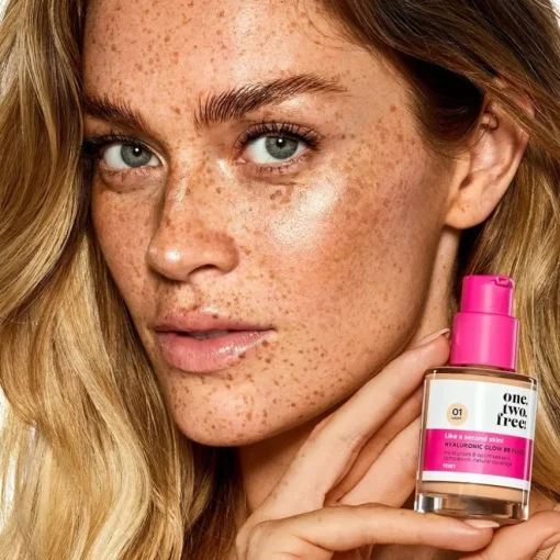 One.two.free! Hyaluronic Glow BB Fluid