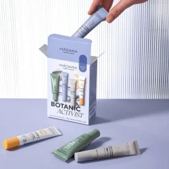 Pflege Botanic Activist 4-Step Mini Renewal Routine Set von MÁDARA