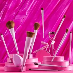 Pinsel Eyeliner Brush von Essence