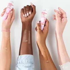 Primer Wonder Full Primer 5 in 1 von Essence
