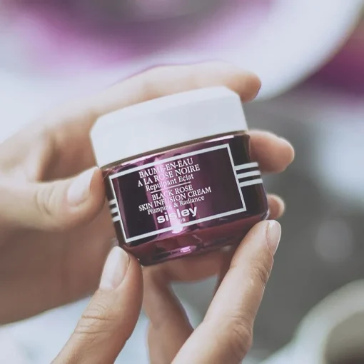 Sisley Baume-en-eau à la Rose Noire