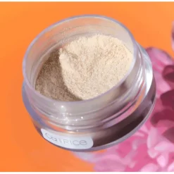 Spring Awakening Glitter Bomb Cushion von Catrice