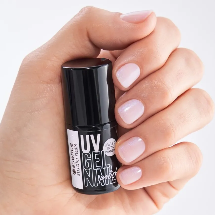 Studio Nails UV GEL NAIL Polish von Essence