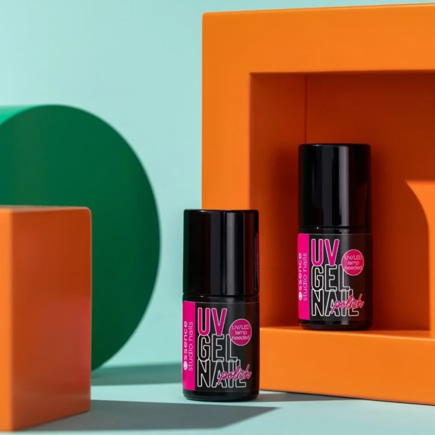 Studio Nails UV GEL NAIL Polish von Essence