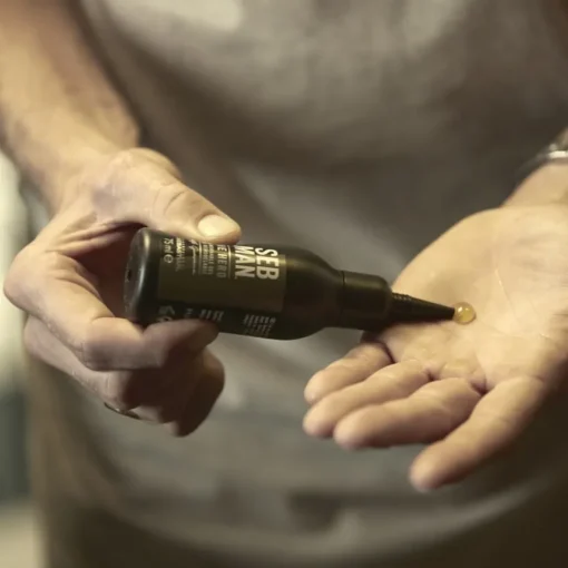 Styling The Hero Reworkable Liquid Gel von Sebastian