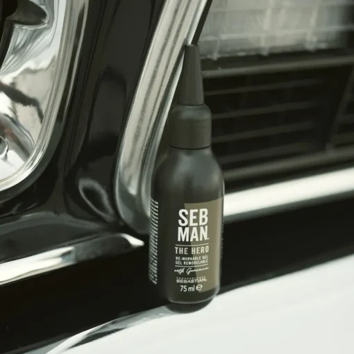 Styling The Hero Reworkable Liquid Gel von Sebastian