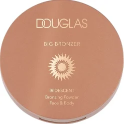 Teint Iridescent Bronzing Powder von Douglas Collection