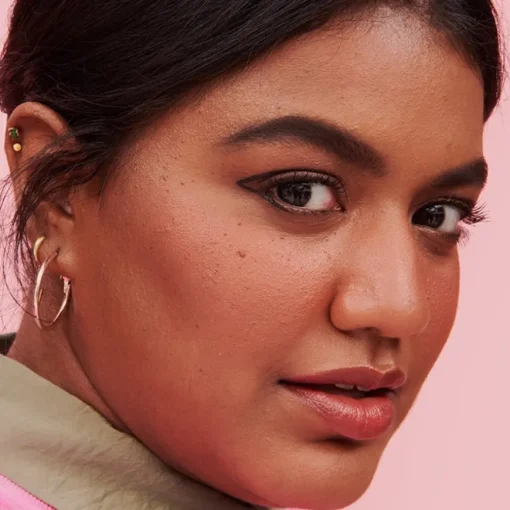 Teint Terra Rouge Mini Terracotta mit Goldschimmer von Benefit