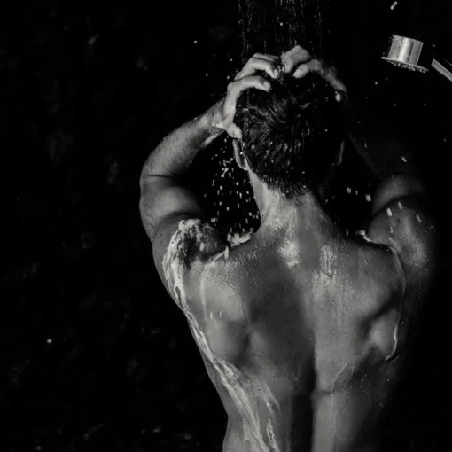 The Dark Side Eau de Parfum Spray von Tigha