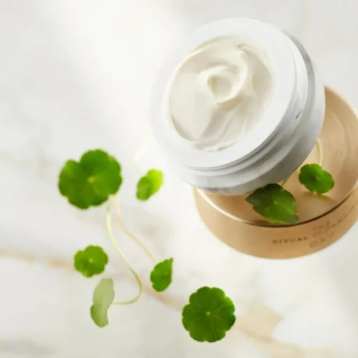 The Ritual Of Namaste Ageless Firming Day Cream von RITUALS