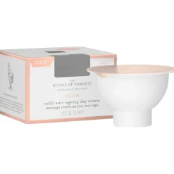 The Ritual Of Namaste Glow Anti-Ageing Day Cream von RITUALS