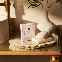 The Ritual Of Sakura Shampoo & Body Bar von RITUALS
