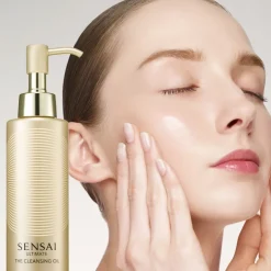 Ultimate The Cleansing Oil von SENSAI
